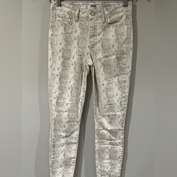Women’s PAIGE Size 27 Hoxton Ankle Stretch Denim Snakeskin Pattern Jeans Pants - Picture 1 of 16